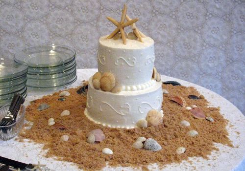 Simple Beach Wedding Cake Design
